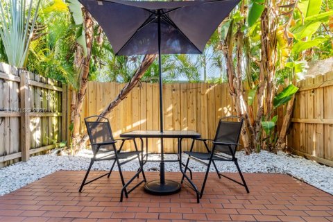 Townhouse in Fort Lauderdale, Florida 2 bedrooms, 116.78 sq.m. № 2085775 - photo 25
