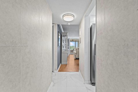 Copropriété à vendre à Margate, Floride: 2 chambres, 97.55 m2 № 1949547 - photo 5