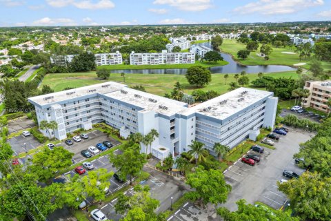 Copropriété à vendre à Margate, Floride: 2 chambres, 97.55 m2 № 1949547 - photo 26