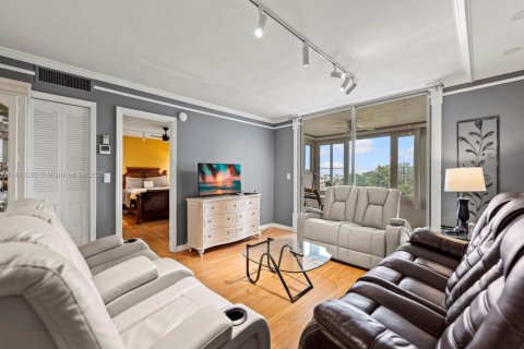 Copropriété à vendre à Margate, Floride: 2 chambres, 97.55 m2 № 1949547 - photo 2