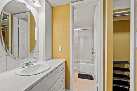 Copropriété à vendre à Margate, Floride: 2 chambres, 97.55 m2 № 1949547 - photo 19