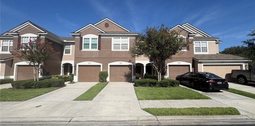 Adosado en Riverview, Florida 3 dormitorios, 152.73 m2 № 2101198