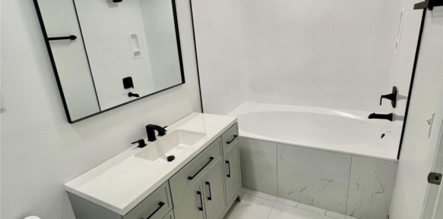 Condominio en Boynton Beach, Florida, 2 dormitorios № 1159902