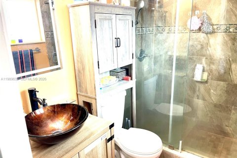 Casa en venta en Deerfield Beach, Florida, 2 dormitorios, 146.32 m2 № 2058091 - foto 15