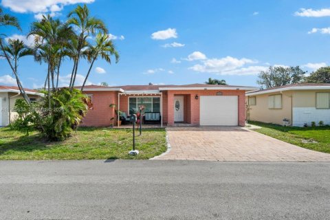 Casa en Deerfield Beach, Florida 2 dormitorios, 146.32 m2 № 2058091