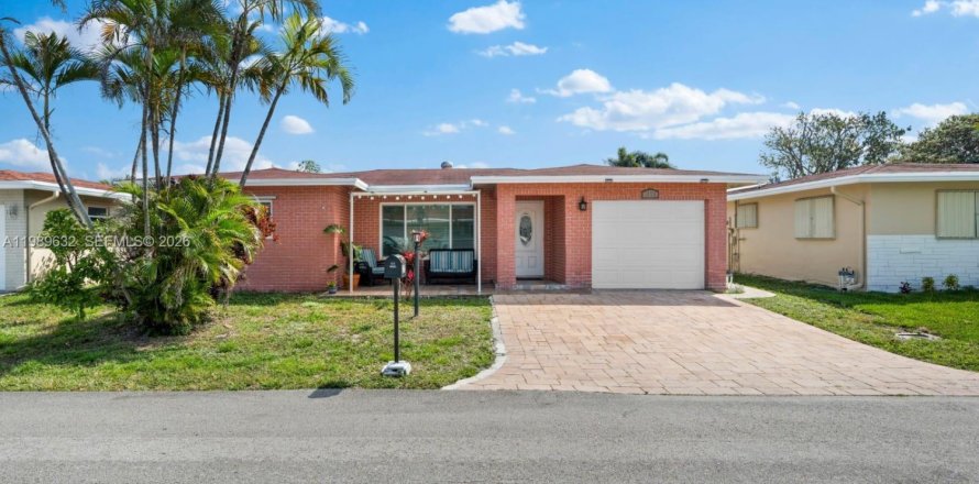 Casa en Deerfield Beach, Florida 2 dormitorios, 146.32 m2 № 2058091