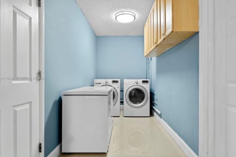 Casa en venta en Deerfield Beach, Florida, 2 dormitorios, 146.32 m2 № 2058091 - foto 20