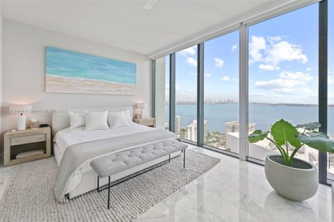 Купить кондоминиум в Майами, Флорида 2 спальни, 151.8м2, № 1975287 - фото 17