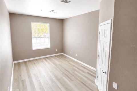 Apartamento en alquiler en Orlando, Florida, 3 dormitorios, 115.85 m2 № 2225194 - foto 18