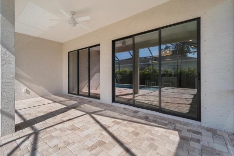 House in Port Charlotte, Florida 4 bedrooms, 196.21 sq.m. № 1538296 - photo 24