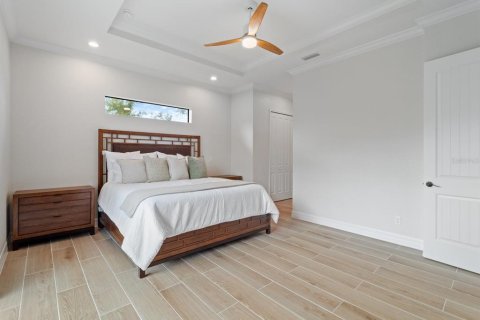 House in Port Charlotte, Florida 4 bedrooms, 196.21 sq.m. № 1538296 - photo 19