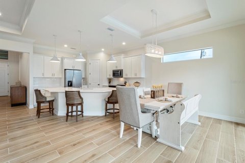 House in Port Charlotte, Florida 4 bedrooms, 196.21 sq.m. № 1538296 - photo 17