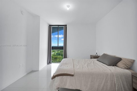 Condo in Doral, Florida, 1 bedroom  № 2301554 - photo 8