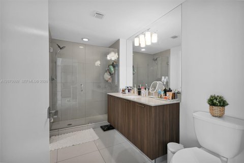 Condo in Doral, Florida, 1 bedroom  № 2301554 - photo 10