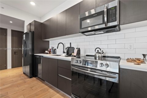 Condominio en venta en Miami, Florida, 1 dormitorio, 58.16 m2 № 1862659 - foto 10