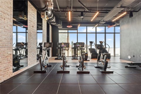 Condominio en venta en Miami, Florida, 1 dormitorio, 58.16 m2 № 1862659 - foto 24