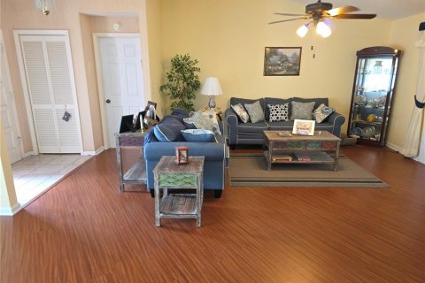 House in Spring Hill, Florida 3 bedrooms, 178 sq.m. № 1793791 - photo 4