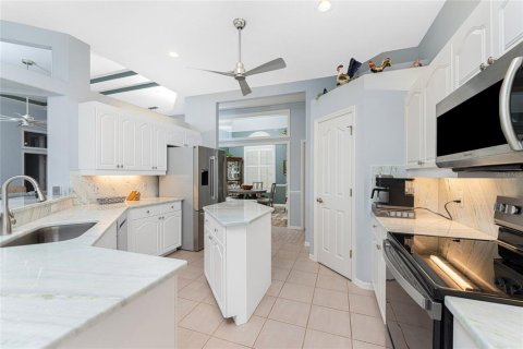 House in Placida, Florida 3 bedrooms, 236.9 sq.m. № 1420844 - photo 16