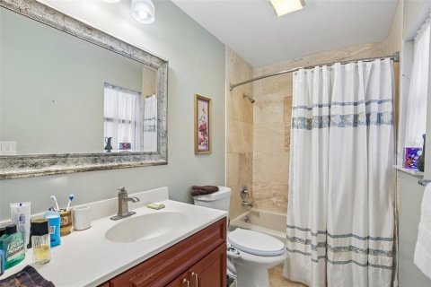 Casa en venta en Seminole, Florida, 3 dormitorios, 181.9 m2 № 2387680 - foto 14