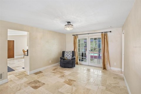 Casa en venta en Seminole, Florida, 3 dormitorios, 181.9 m2 № 2387680 - foto 10