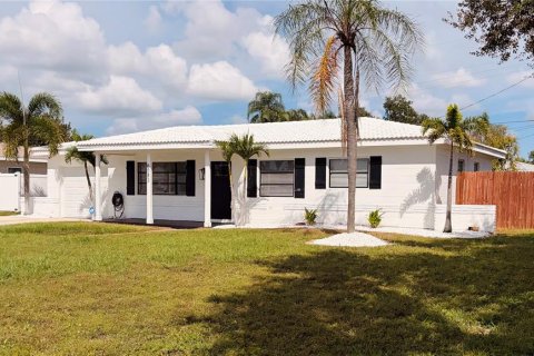 Villa ou maison à vendre à Kenneth City, Floride: 3 chambres, 118.17 m2 № 2406618 - photo 17
