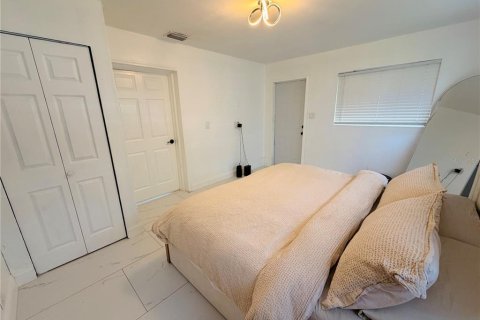 Villa ou maison à vendre à Kenneth City, Floride: 3 chambres, 118.17 m2 № 2406618 - photo 20