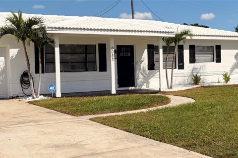 Villa ou maison à vendre à Kenneth City, Floride: 3 chambres, 118.17 m2 № 2406618 - photo 13