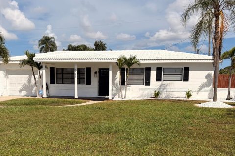 Villa ou maison à vendre à Kenneth City, Floride: 3 chambres, 118.17 m2 № 2406618 - photo 23