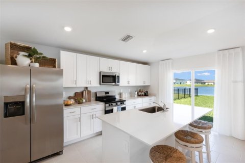 Casa en venta en Port Charlotte, Florida, 3 dormitorios, 138.15 m2 № 2166801 - foto 4