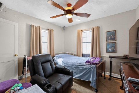 Casa en venta en Tampa, Florida, 4 dormitorios, 191.75 m2 № 2221999 - foto 19