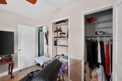 Casa en venta en Tampa, Florida, 4 dormitorios, 191.75 m2 № 2221999 - foto 23