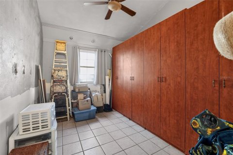 Casa en venta en Tampa, Florida, 4 dormitorios, 191.75 m2 № 2221999 - foto 27