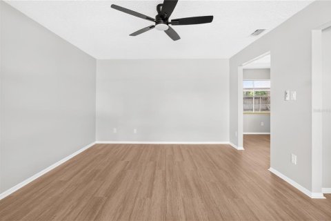 House in Casselberry, Florida 3 bedrooms, 151.06 sq.m. № 2306853 - photo 10