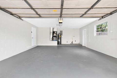 House in Casselberry, Florida 3 bedrooms, 151.06 sq.m. № 2306853 - photo 24