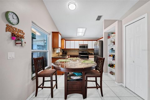 Villa ou maison à vendre à Orlando, Floride: 3 chambres, 155.05 m2 № 2313151 - photo 8