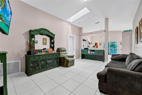 Villa ou maison à vendre à Orlando, Floride: 3 chambres, 155.05 m2 № 2313151 - photo 4