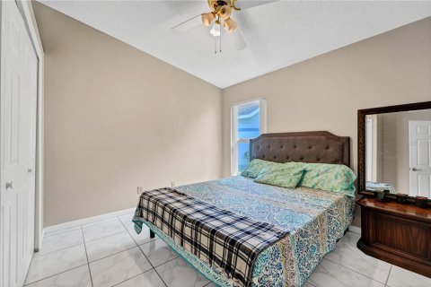 Villa ou maison à vendre à Orlando, Floride: 3 chambres, 155.05 m2 № 2313151 - photo 18