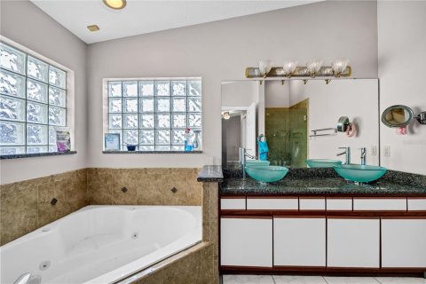 Villa ou maison à vendre à Orlando, Floride: 3 chambres, 155.05 m2 № 2313151 - photo 13