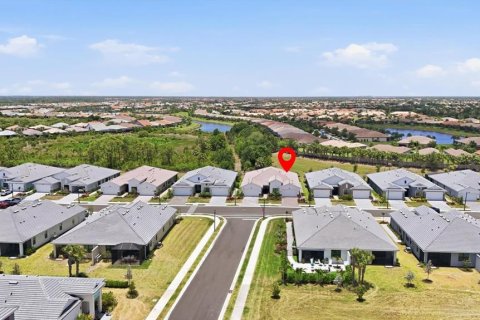 Villa ou maison à vendre à Venice, Floride: 3 chambres, 167.41 m2 № 2149896 - photo 4