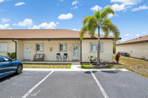 Villa ou maison à vendre à Punta Gorda, Floride: 2 chambres, 82.31 m2 № 1761527 - photo 29