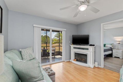 Villa ou maison à vendre à Punta Gorda, Floride: 2 chambres, 82.31 m2 № 1761527 - photo 6