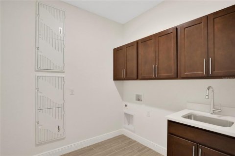 House in Parrish, Florida 3 bedrooms, 252.97 sq.m. № 1219463 - photo 21