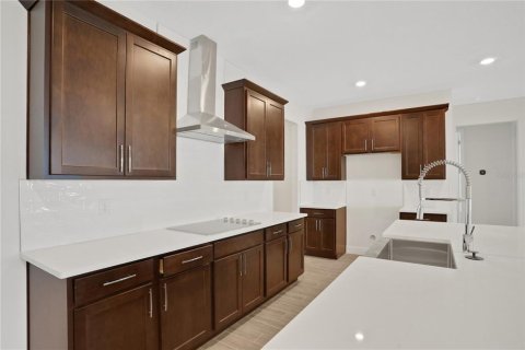 House in Parrish, Florida 3 bedrooms, 252.97 sq.m. № 1219463 - photo 11