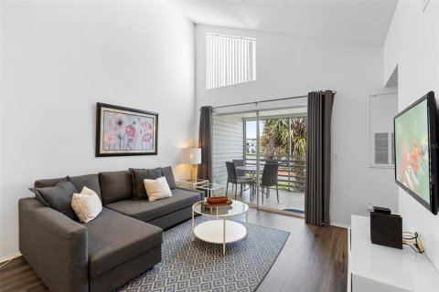 Condo in Orlando, Florida, 2 bedrooms  № 1736630 - photo 7