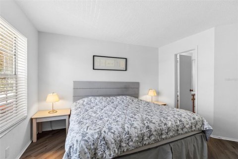 Condo in Orlando, Florida, 2 bedrooms  № 1736630 - photo 18