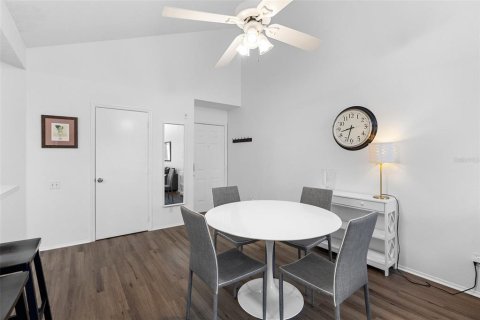 Condo in Orlando, Florida, 2 bedrooms  № 1736630 - photo 6