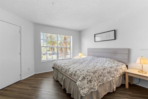 Condo in Orlando, Florida, 2 bedrooms  № 1736630 - photo 16