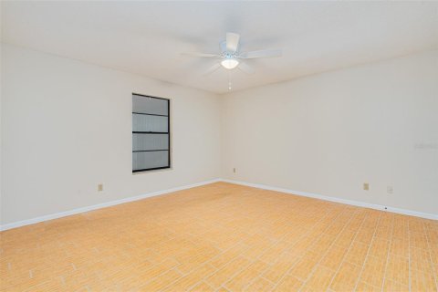 House in Edgewater, Florida 3 bedrooms, 133.78 sq.m. № 1616472 - photo 10