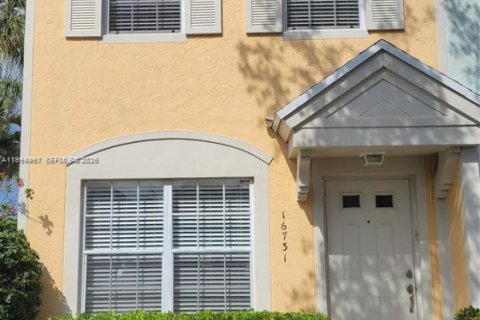 Touwnhouse à vendre à Weston, Floride: 2 chambres, 103.12 m2 № 2056213 - photo 1