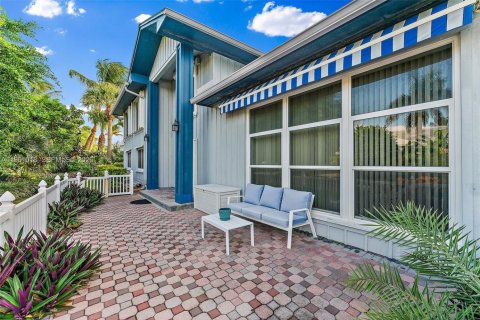 Casa en venta en Jupiter Inlet Colony, Florida, 3 dormitorios, 300.91 m2 № 2023548 - foto 6